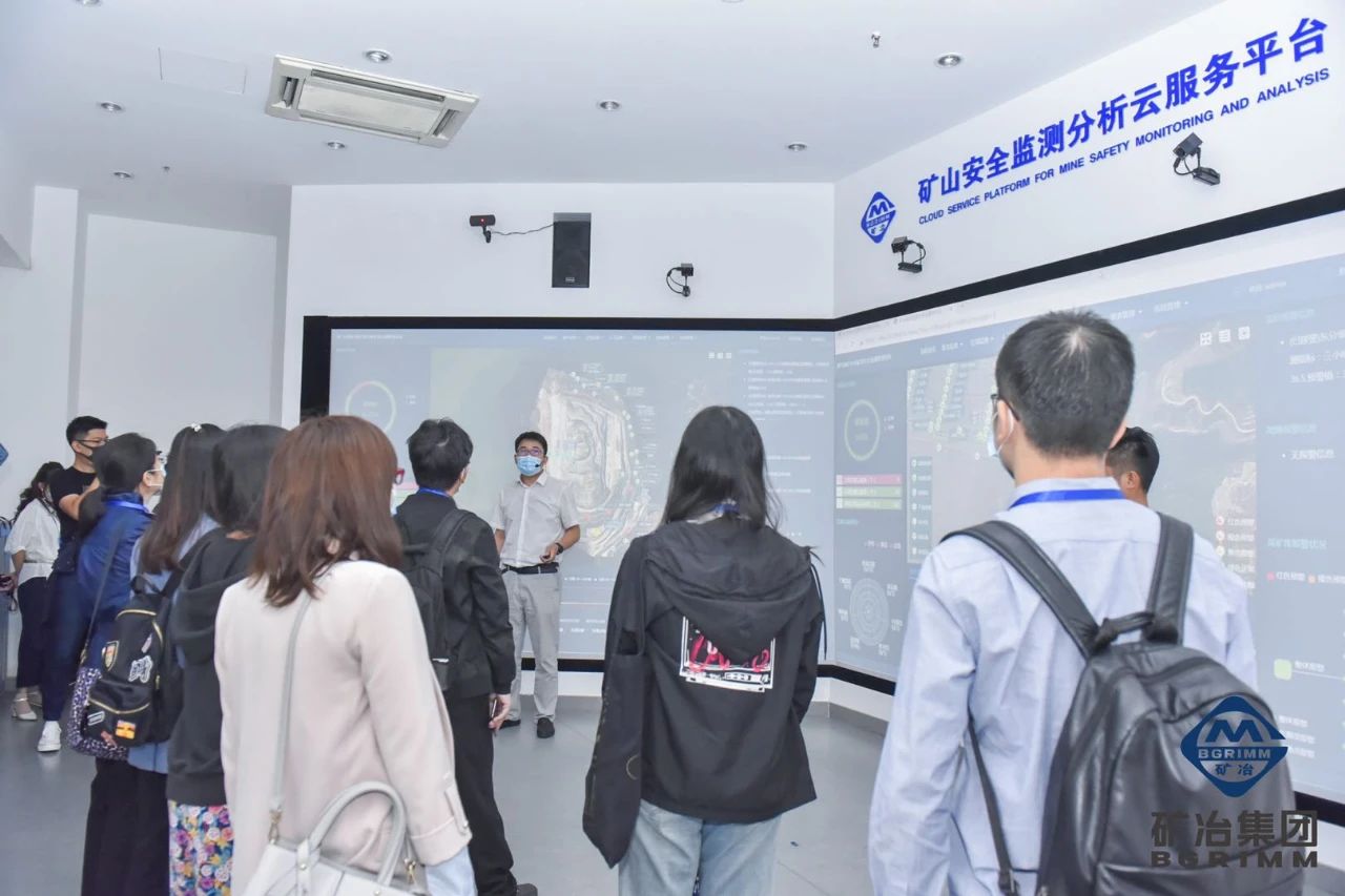 d68ad19607f7456496109a2c5093e138.jpg d68ad19607f7456496109a2c5093e138.jpg